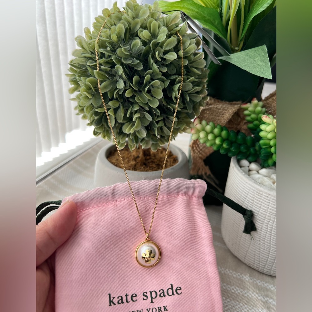 Kate Spade Pearls on Pearls Mini Pendant - Picture 6 of 6